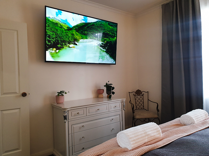 hahndorf wedding venue brook cottage bedroom
