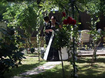 hahndorf wedding venue garden reception