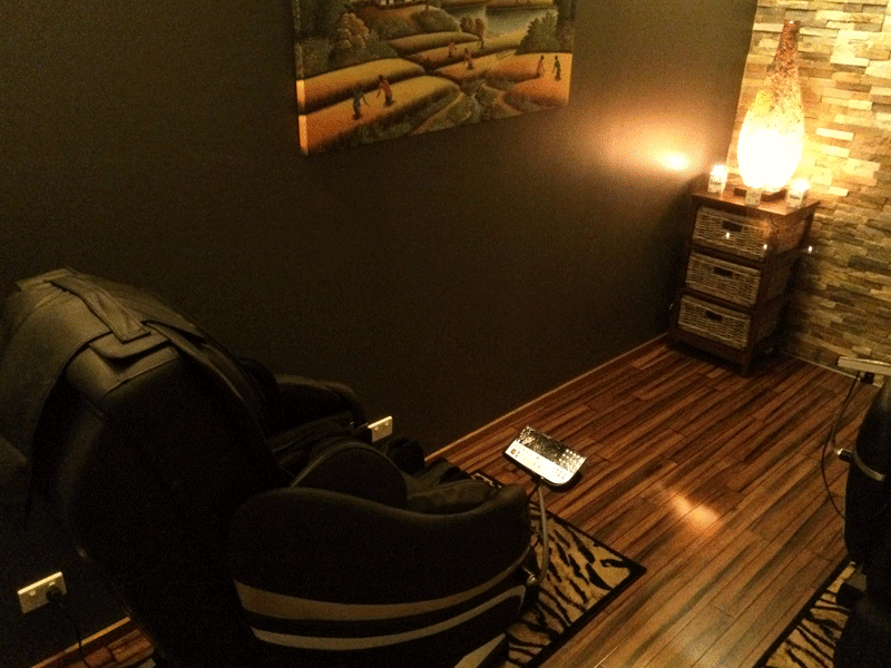 senses day spa massage room
